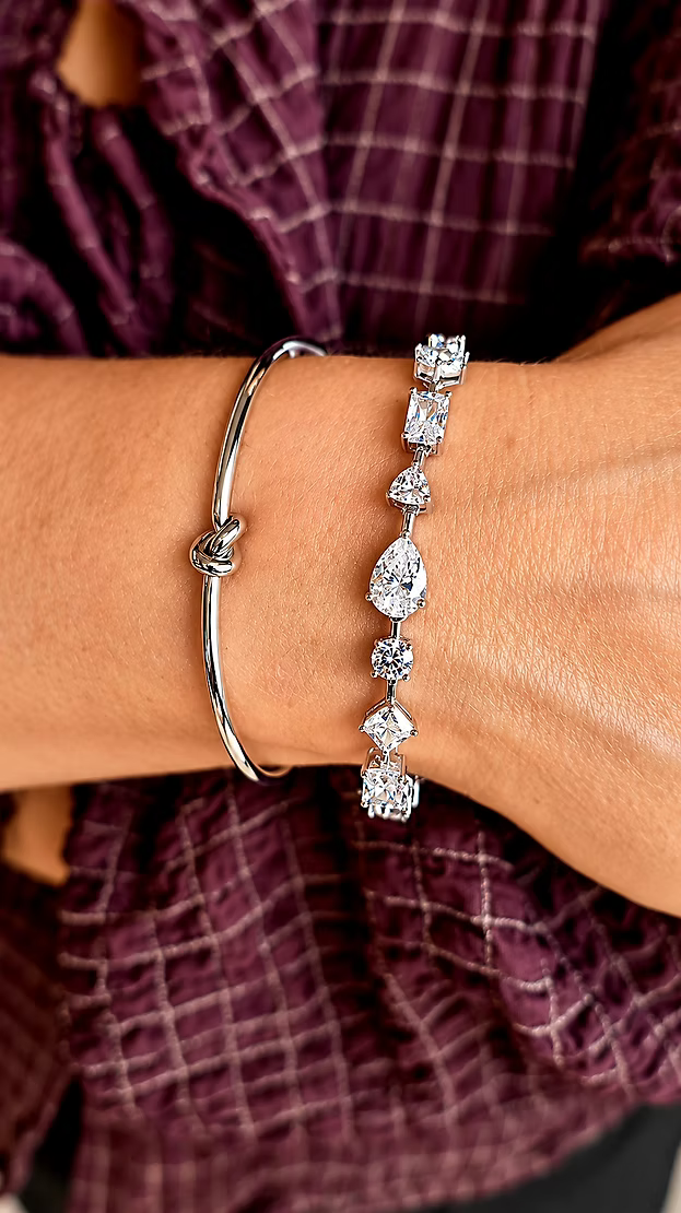 Pulseira Feminina com Cristais Geométricos e em Gota Intercalados – Crystal