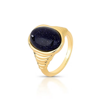 Anel Feminino Dourado com Pedra Azul – Elegance