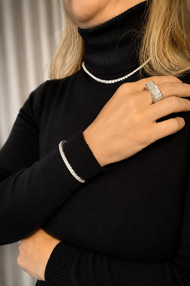 Bracelete Feminino Rígido Retangular com Zircônias – Geometry
