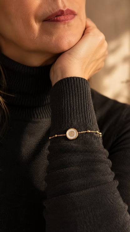 Pulseira Feminina com Pingente de Madrepérola – Pearl