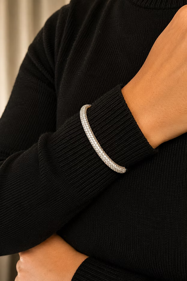 Bracelete Feminino Rígido Retangular com Zircônias – Geometry