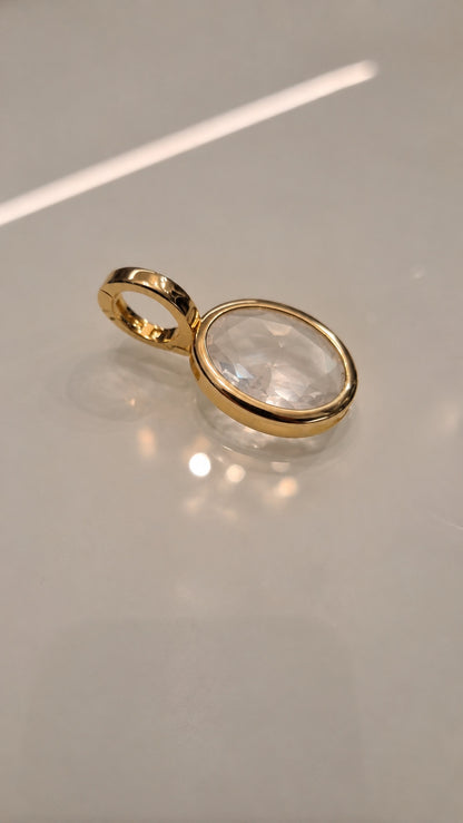 mari-csv-20261022-pingente-oval-com-pedra-cristal-2